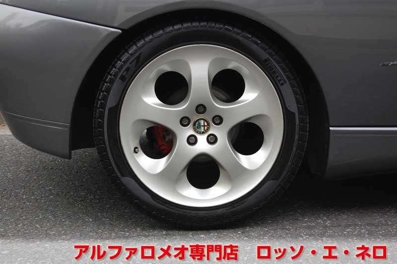 アルファロメオＧＴＶ　中期・3.0Ｖ6・6ＭＴ　グレー・赤レザー　マフラー＆ローダウン