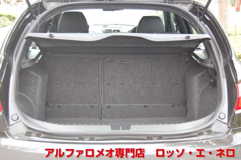 【新入荷】　アルファロメオ147TI　後期・TSセレスピード　ブラック・5ドア　走行23,000キロ