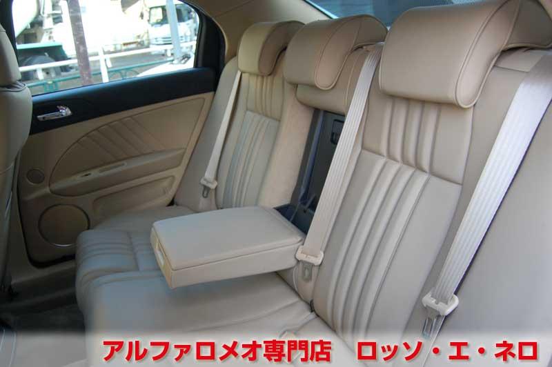 アルファロメオ159　セレクティブ　3.2JTS・Q4・Qトロ　黒・ベージュ内装