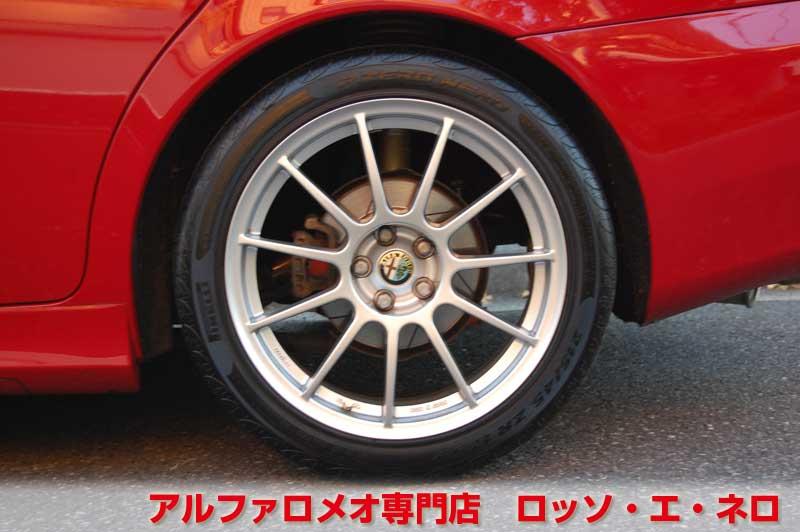 【新入荷】　アルファロメオ156　2.5Ｖ6・6Ｍ/Ｔ　社外エアロ・マフラー　社外17アルミ