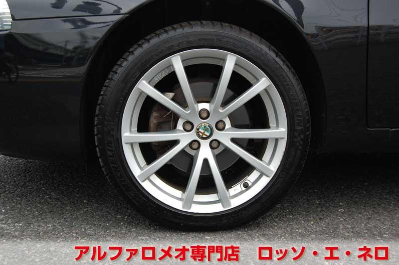 アルファロメオ147後期　ツインスパークセレスピード　黒・5ドア・ベージュ内装