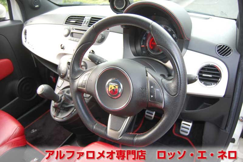 アバルト500　右ハンドル　5ＭＴ/ホワイト
