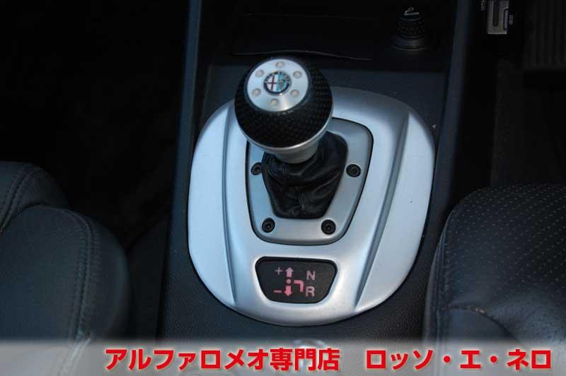 アルファロメオ147　ツインスパークセレスピード　ブラック・スポーツレザー　タイミングベルト＆　ウオーターポンプ交換済み