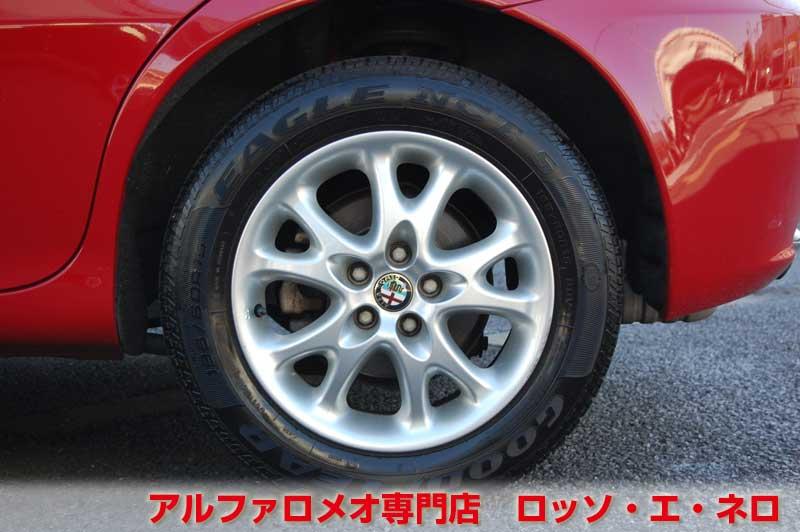 【12/27（日）まで！！】　アルファロメオ147　後期・1.6ツインスパーク　5MT・5ドア・レッド　走行30,000キロ