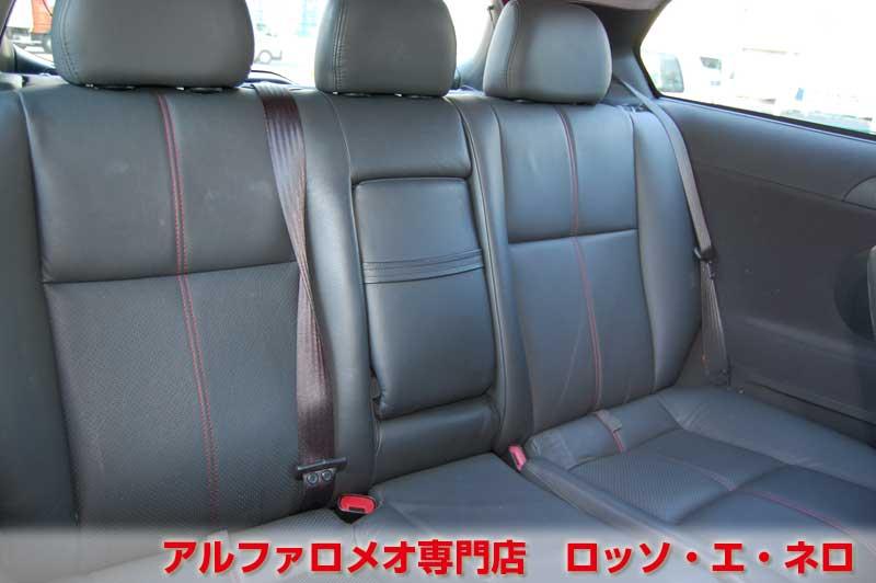 【新入荷】　アルファロメオ147　ツインスパーク・5ＭＴ　アルファレッド・3ドア　走行21,000キロ！！