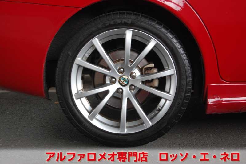 【新入荷】　アルファロメオ156ＴＩ　2.5Ｖ6・6ＭＴ　アルファレッド