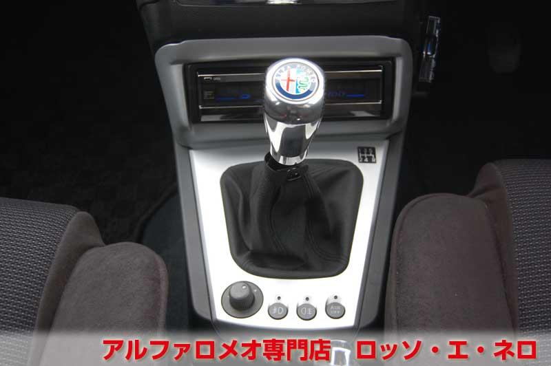 【新入荷】　アルファロメオ156　後期・2.0JTS・5MT　赤・29000キロ