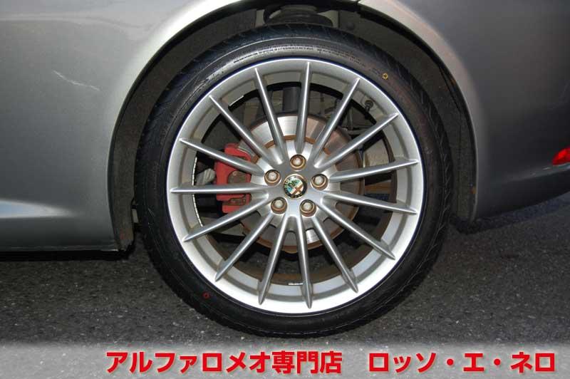 アルファロメオGT　3.2V6・6MT　グレー・ベージュ内装