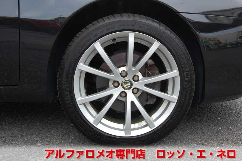 アルファロメオ147後期　ツインスパークセレスピード　黒・5ドア・ベージュ内装